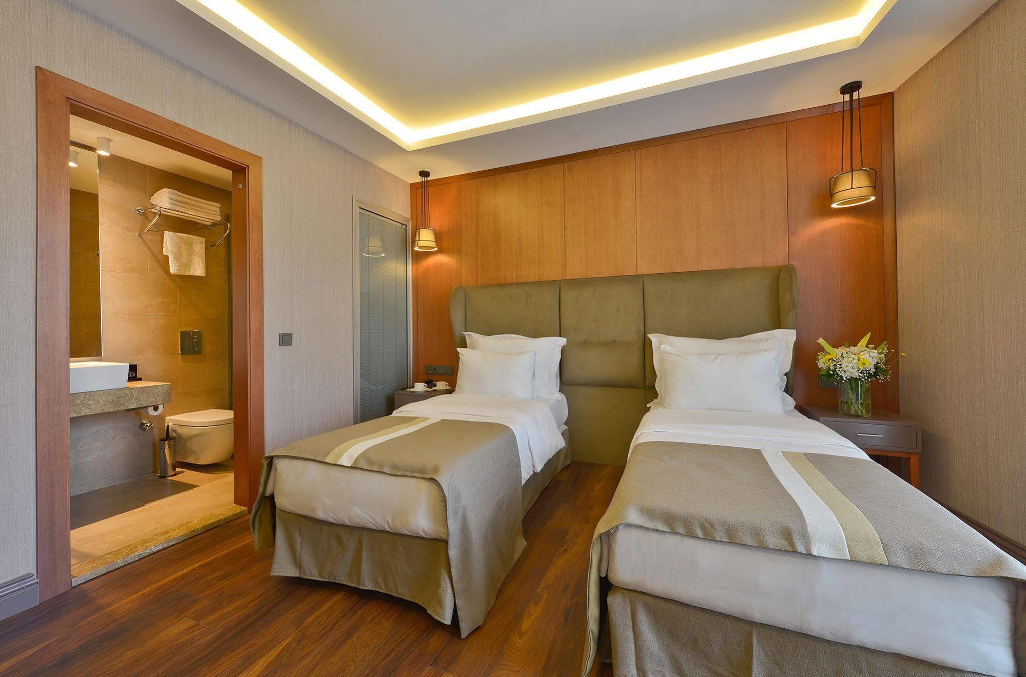 Blueway Hotel City İstanbul Dış mekan fotoğraf